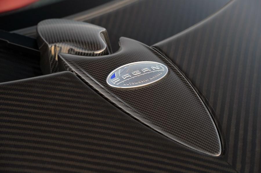 Детали экстерьера Pagani Huayra 2013 года  (NA) (фото 60 из 112)